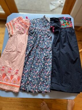 Girls 6/7 boutique brand dress bundle of 3 dresses from bisby, crewcuts and peek